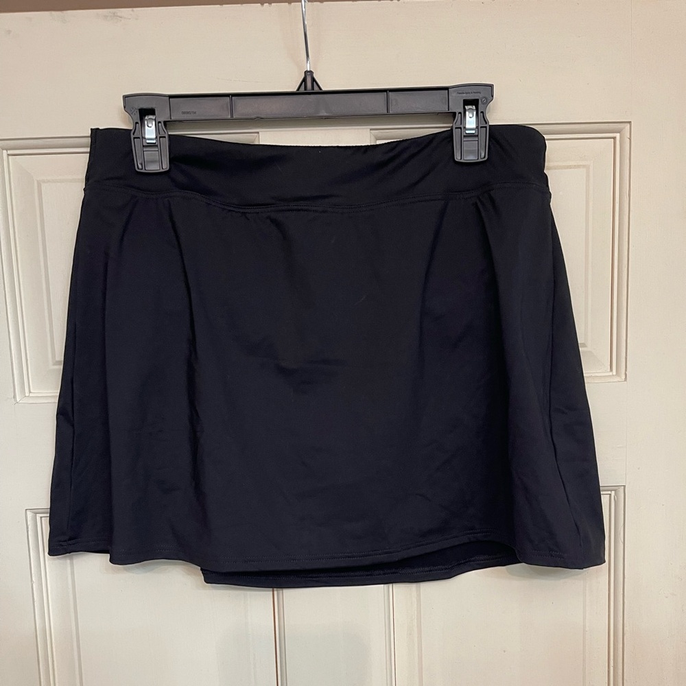 Land’s End size 10 black swim skirt swim bottoms never worn